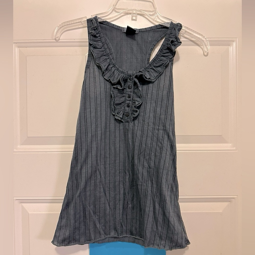 Lolli Gray Ruffled Tank Top